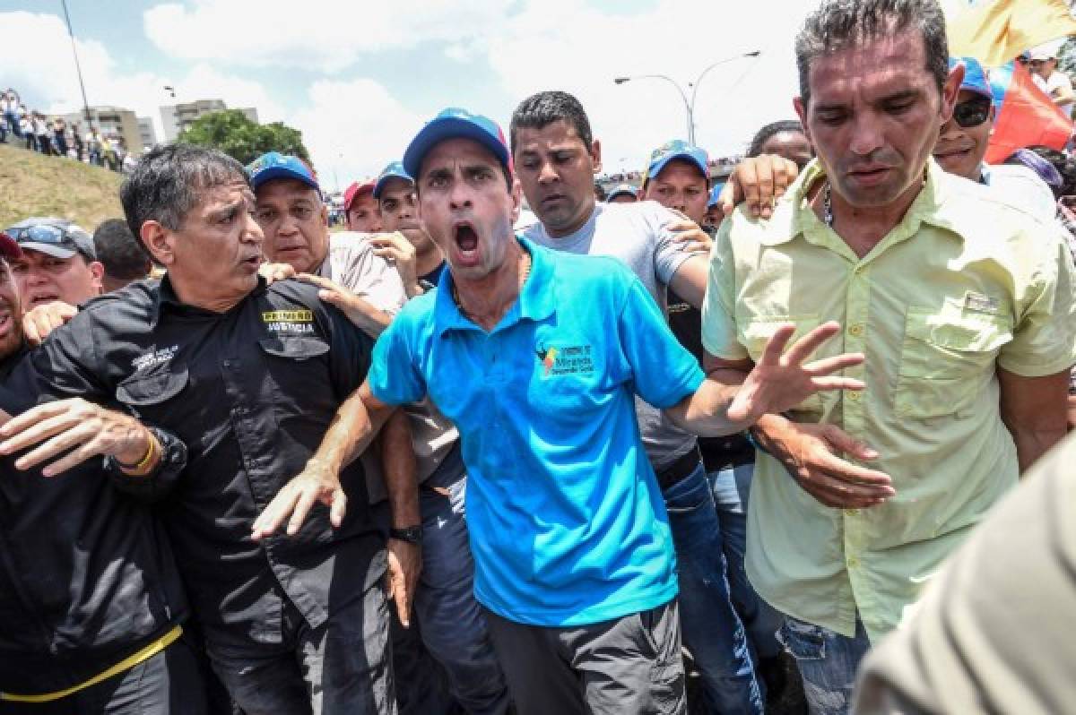 Opositor venezolano Henrique Capriles dice que fue inhabilitado por 15 años