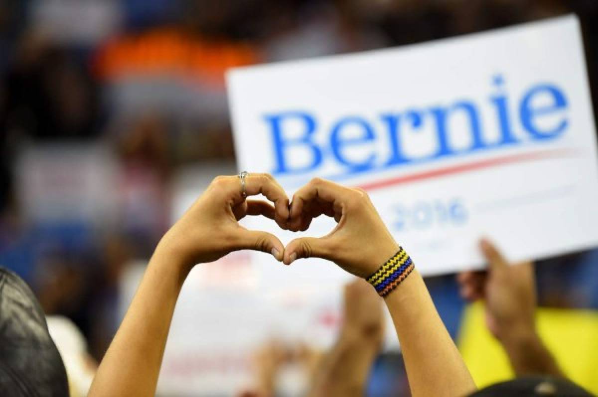 Sanders sorprende a Clinton en Oregón, pero empatan en Kentucky