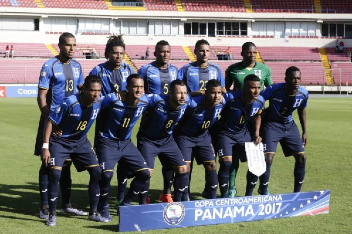 Honduras se mide a El Salvador con el reto de jugar mejor y seguir primeros