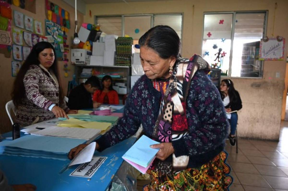 Los virales mensajes que escribieron los guatemaltecos en las boletas de votación