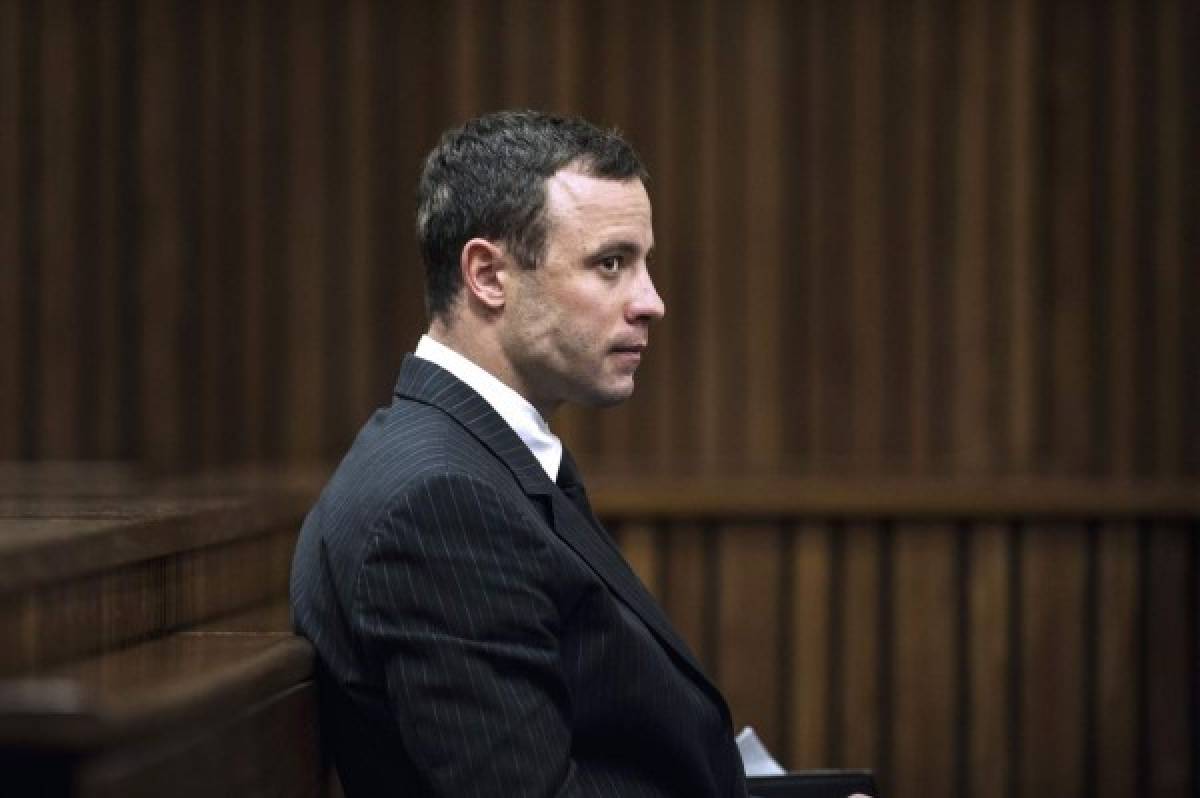   Pistorius tiene tendencias suicidas desde muerte de su novia