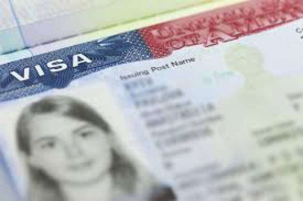 Estados Unidos: ¿Puedo viajar si mi pasaporte expiró, pero la visa que lleva estampada sigue vigente?