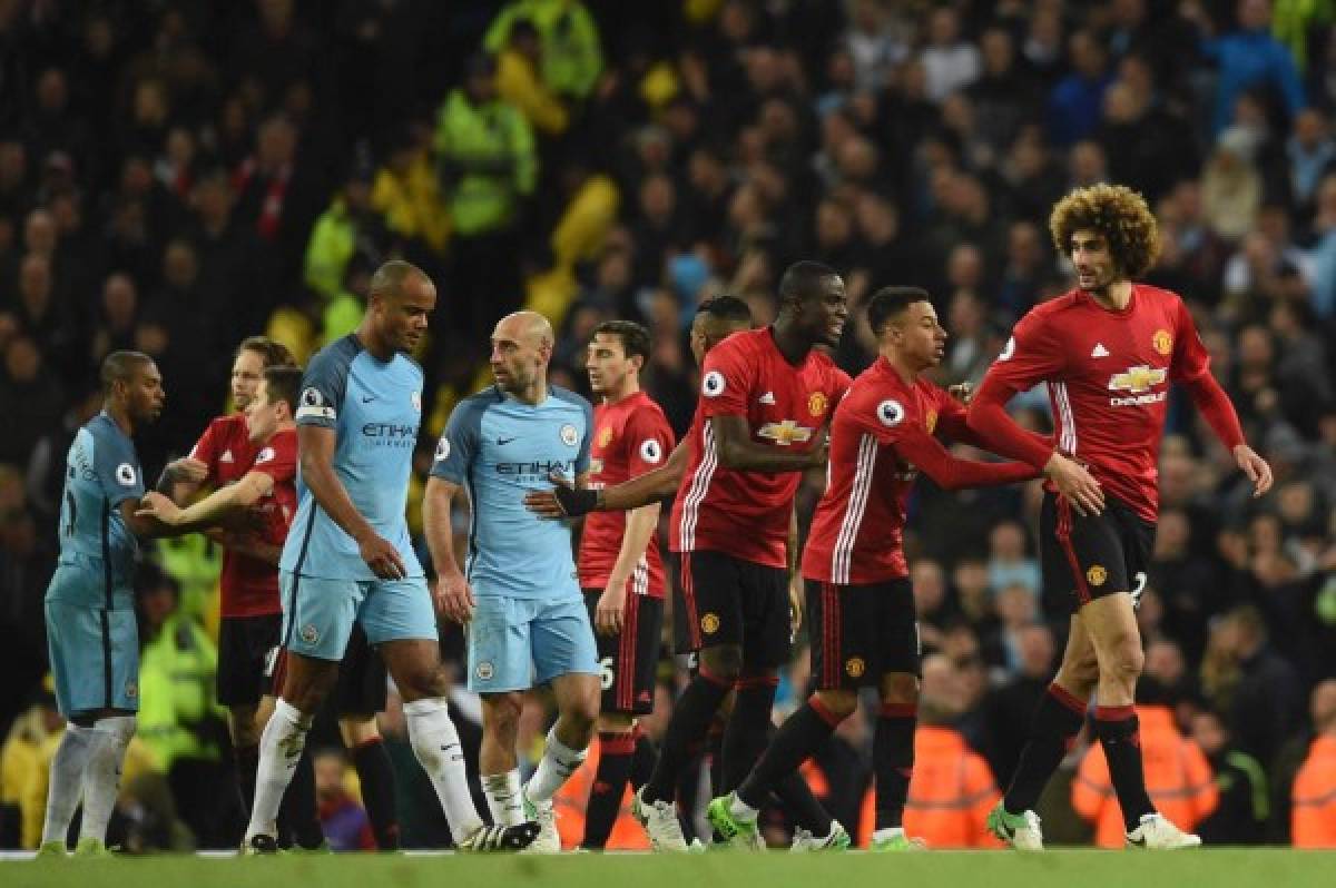 City y United empatan sin goles en el derbi de Manchester