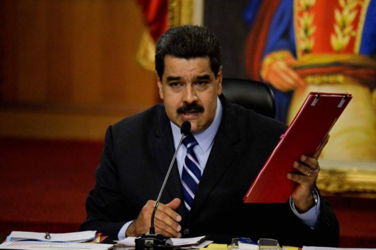 Maduro, con amplios poderes por estado de excepción, descarta ser revocado