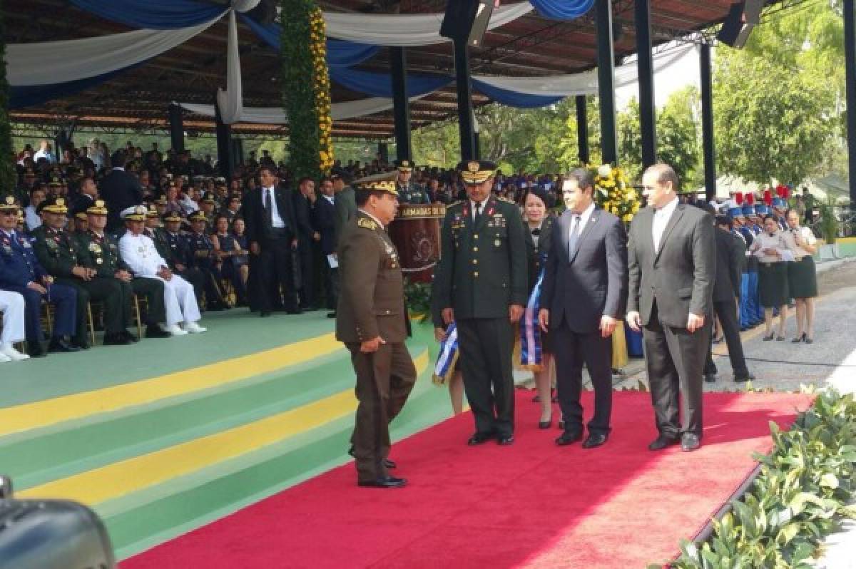 Traspaso de mando del coronel Fredy Santiago Díaz Zelaya y ascensos en las FFAA