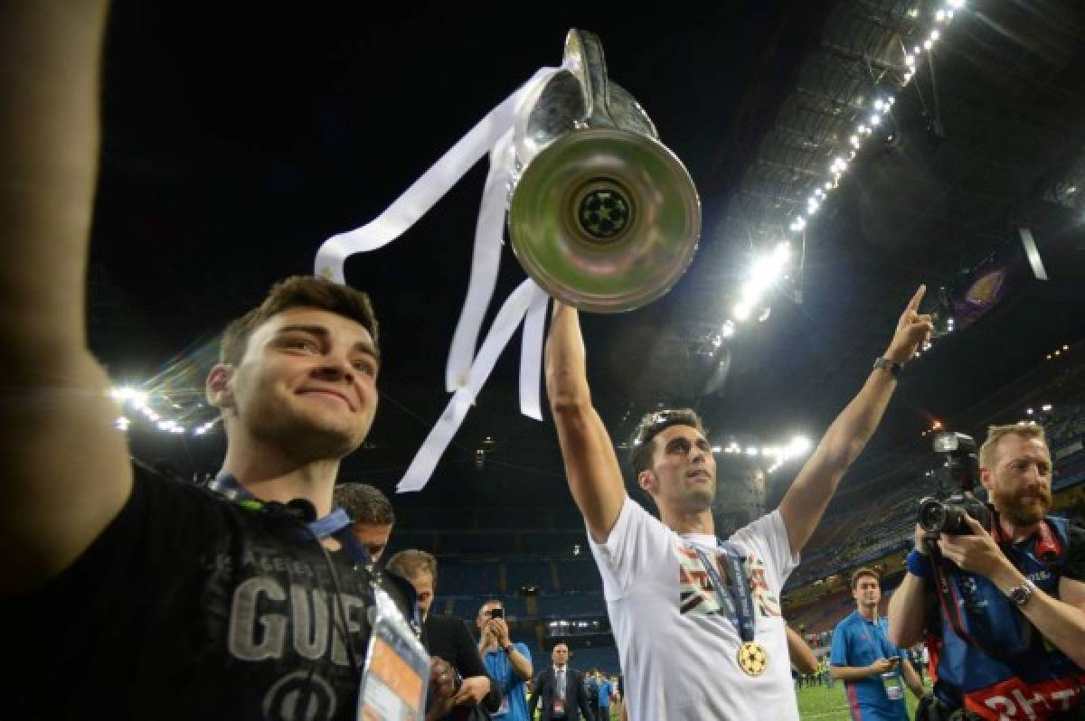 FOTOS: Jugadores del Real Madrid con la copa