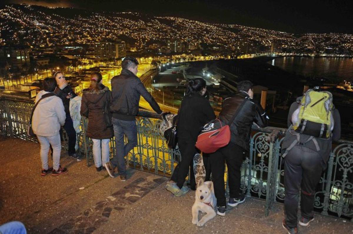 Al menos tres muertos tras terremoto en Chile: presidenta Bachelet