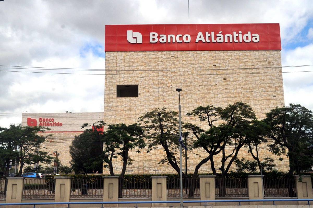 Banco Atlántida atenderá a clientes en horario extendido