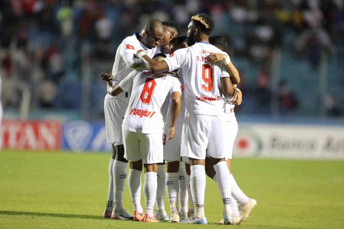 No se vio: Olimpia domina a Potros, infierno blanco y celebración de los líderes