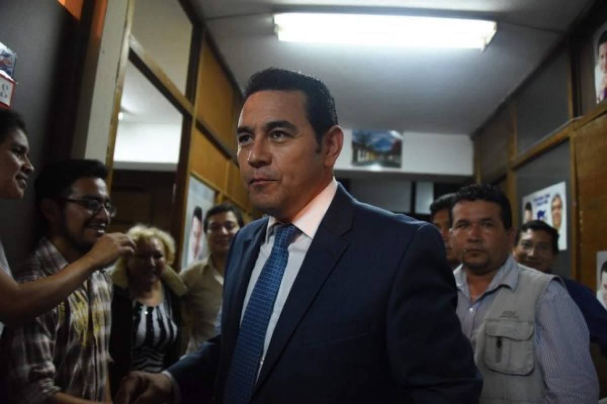 Elección en Guatemala va a segunda vuelta con comediante como favorito