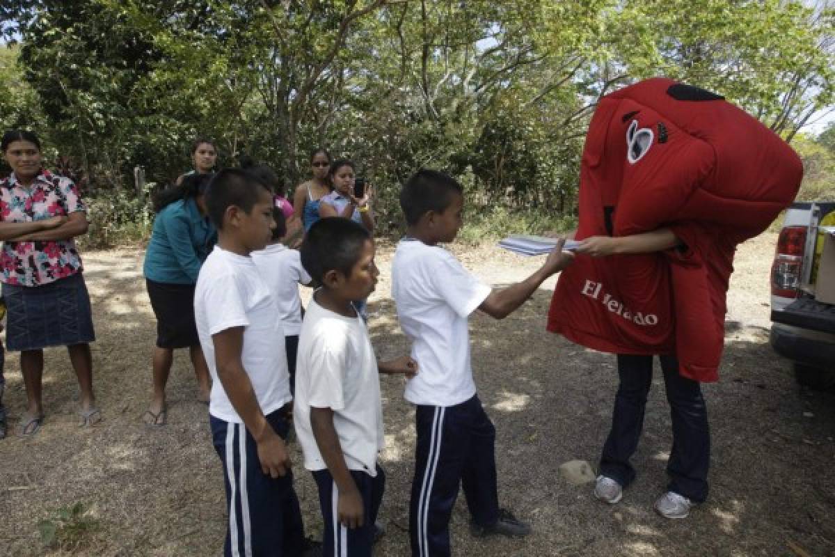 Fiesta escolar en Plan del Rancho con La Maratón del Saber