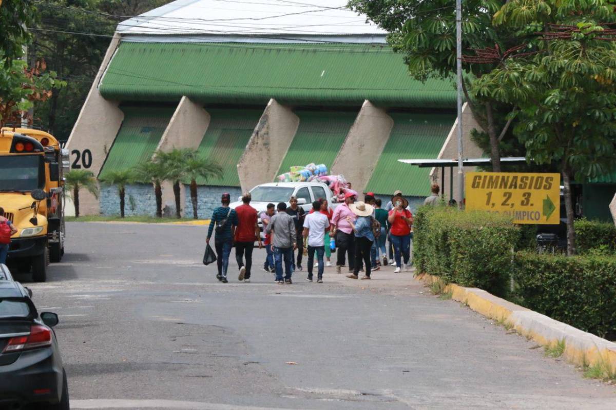 Al menos un día más estará cerrada la Villa Olímpica por ser albergue de militantes de Libre