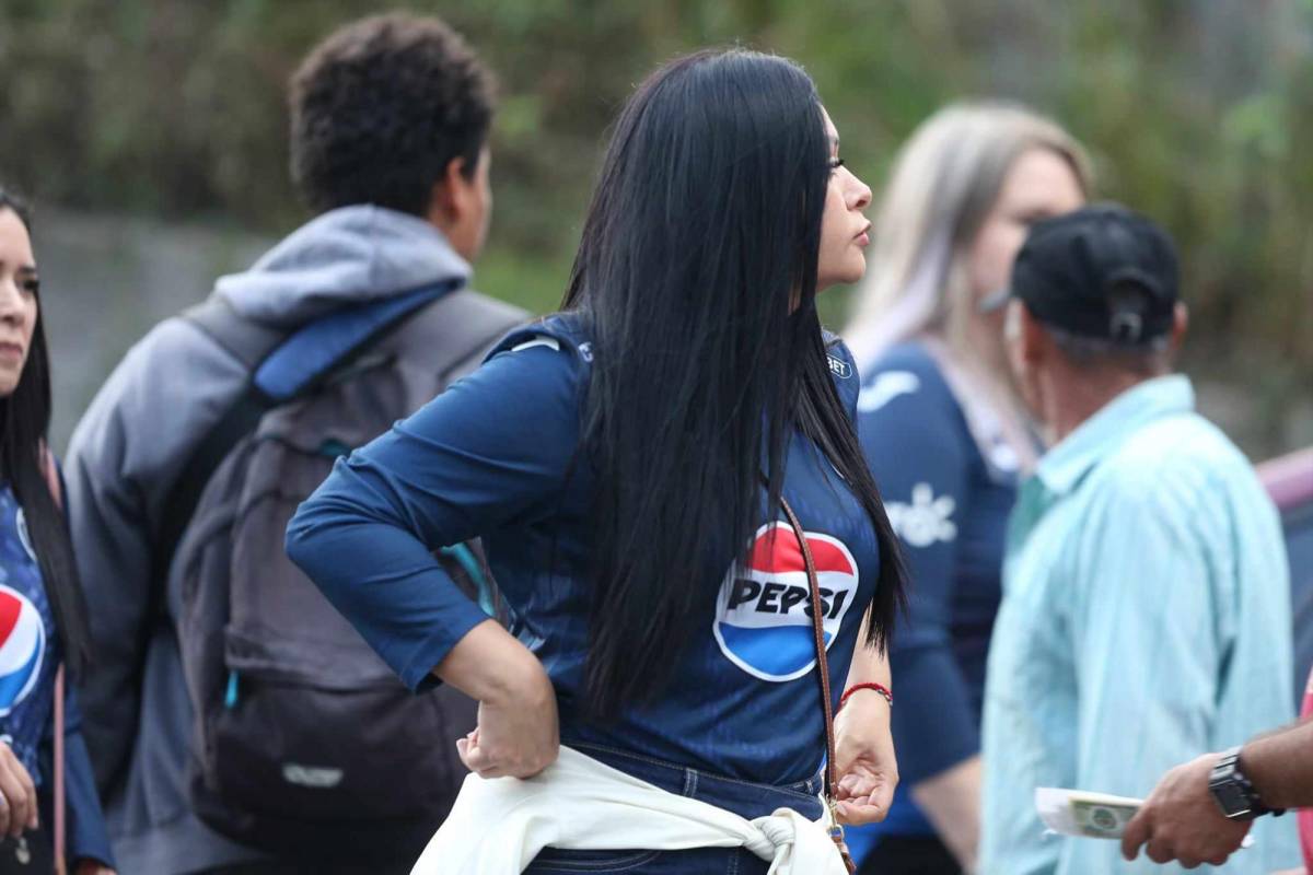 Final entre Motagua vs Olimpia se llena de lindas chicas, novias de jugadores sorprenden