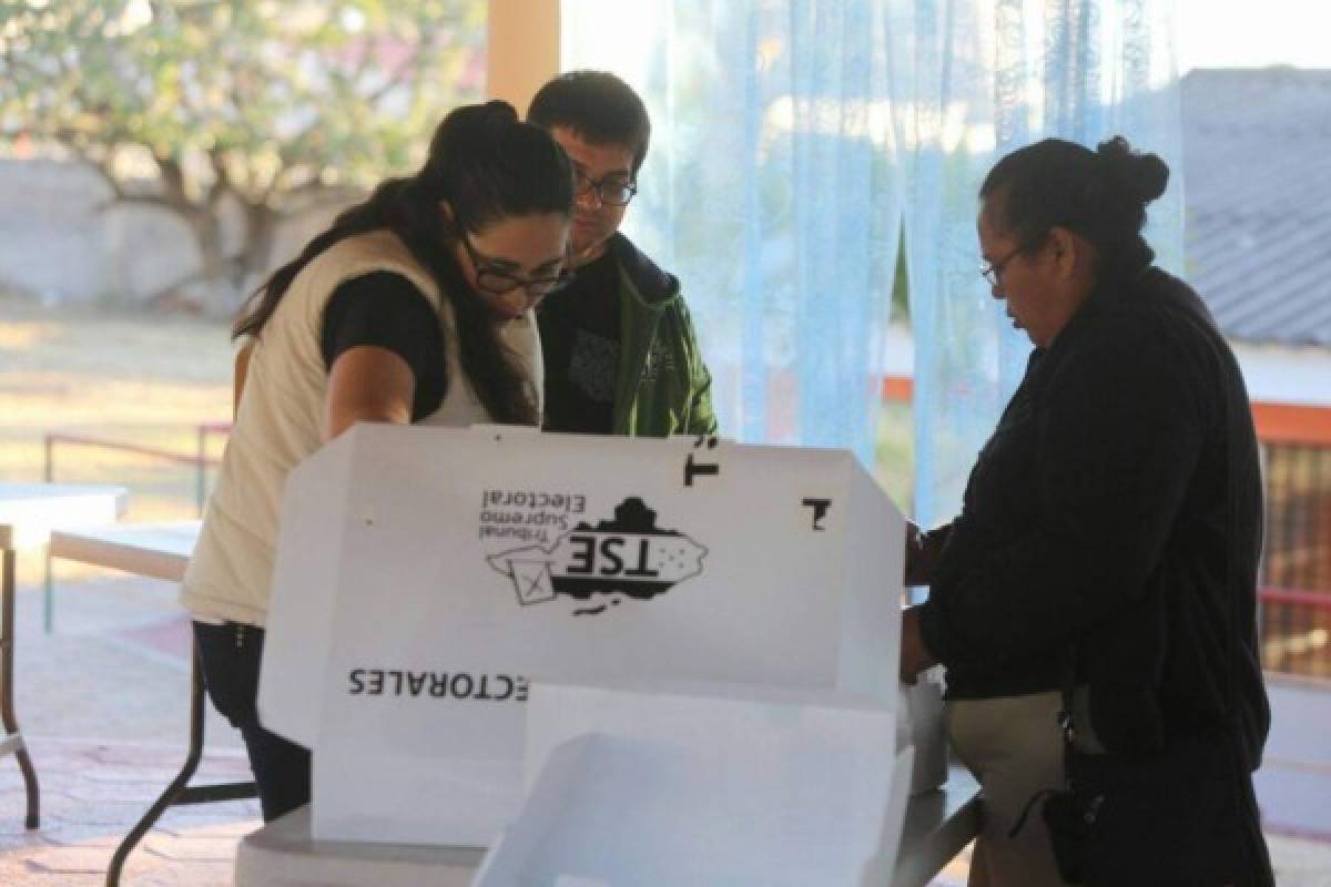 Honduras: Escuelas abren sus puertas para el inicio de las elecciones primarias 2017