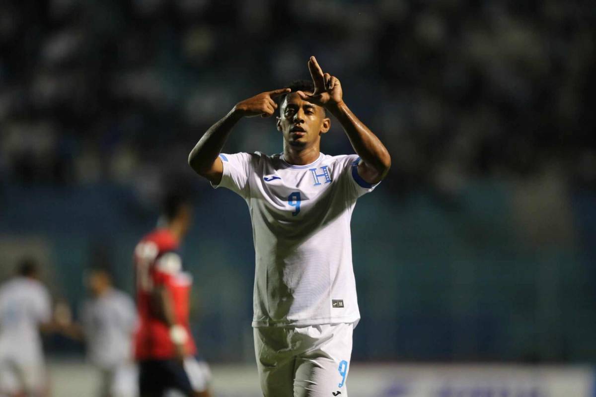 ¡GOLAZO! Choco Lozano pone el empate de Honduras ante Cuba en el Chelato Uclés