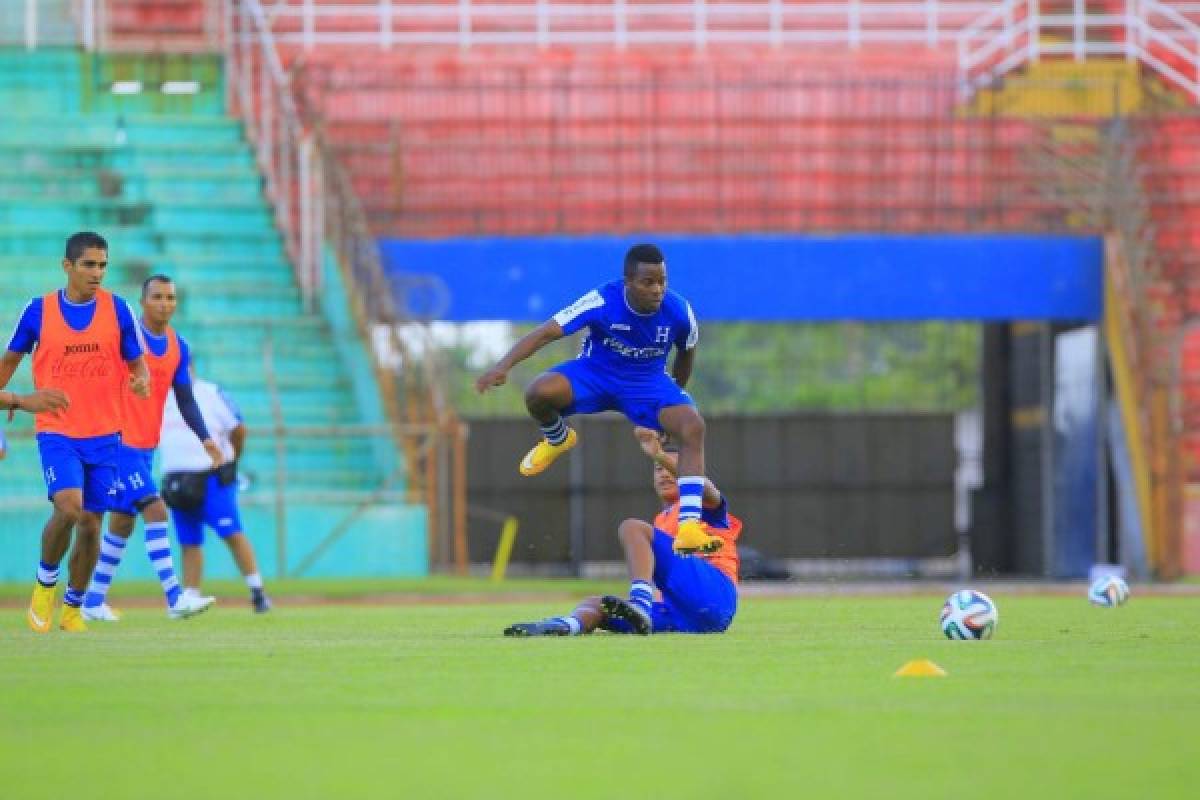 'Ustedes mismos minimizan a la Selección de Honduras”