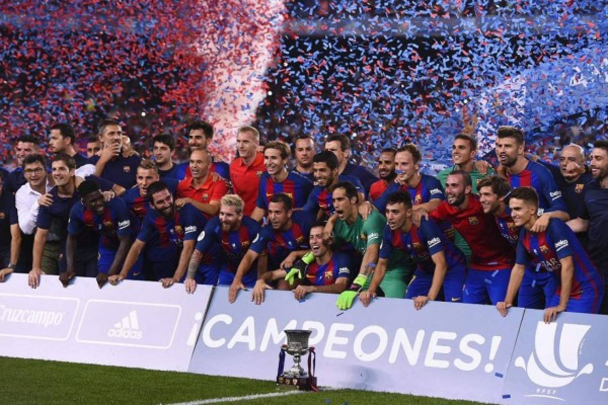 Barcelona gana 3-0 a Sevilla y se adjudica la Supercopa de España de fútbol