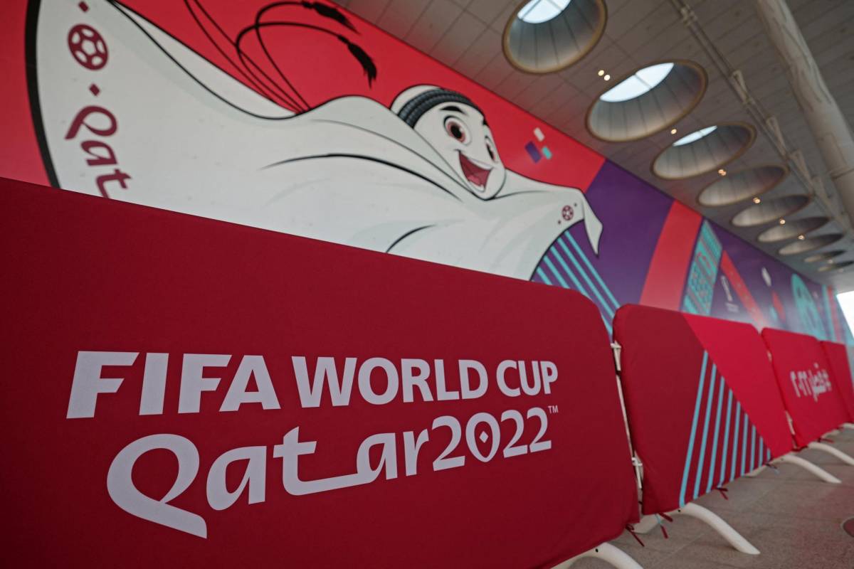 Deportistas piden a la FIFA exclusión de su Selección en el Mundial de Qatar 2022