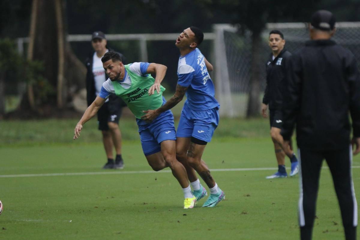 Por poco lo lesiona, sorpresa en entreno de Honduras y la broma a jugadores del Olimpia