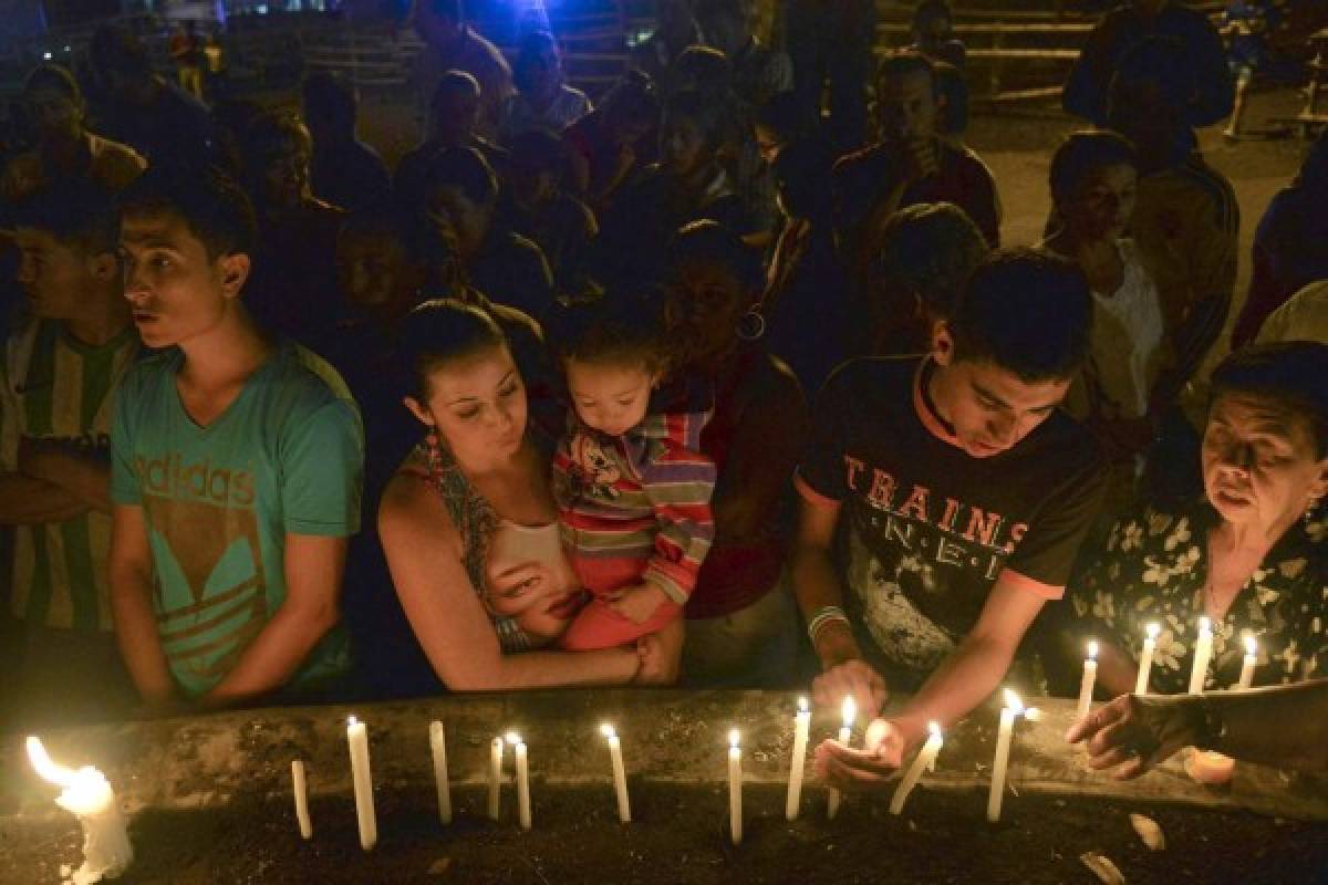 Con temor a nuevo alud, preparan funeral colectivo en pueblo arrasado en Colombia