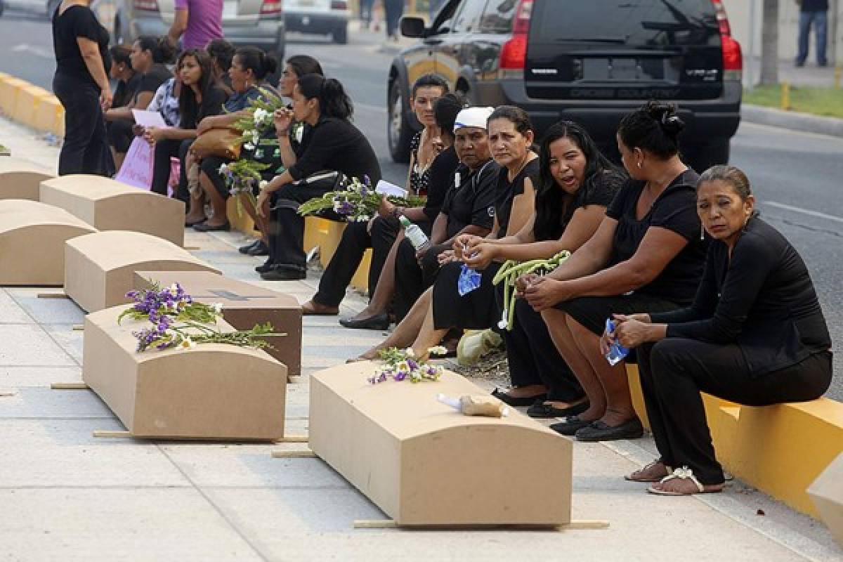 Protesta contra femicidios en Tegucigalpa