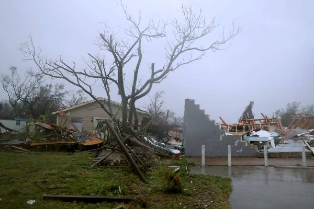 Harvey se degrada pero provoca inundaciones 'extremadamente serias' en Texas