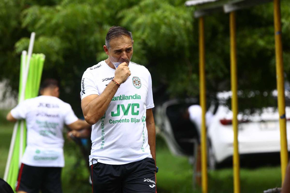 Tota Medina habla sobre fichajes de Marathón y los rivales de Copa Centroamericana