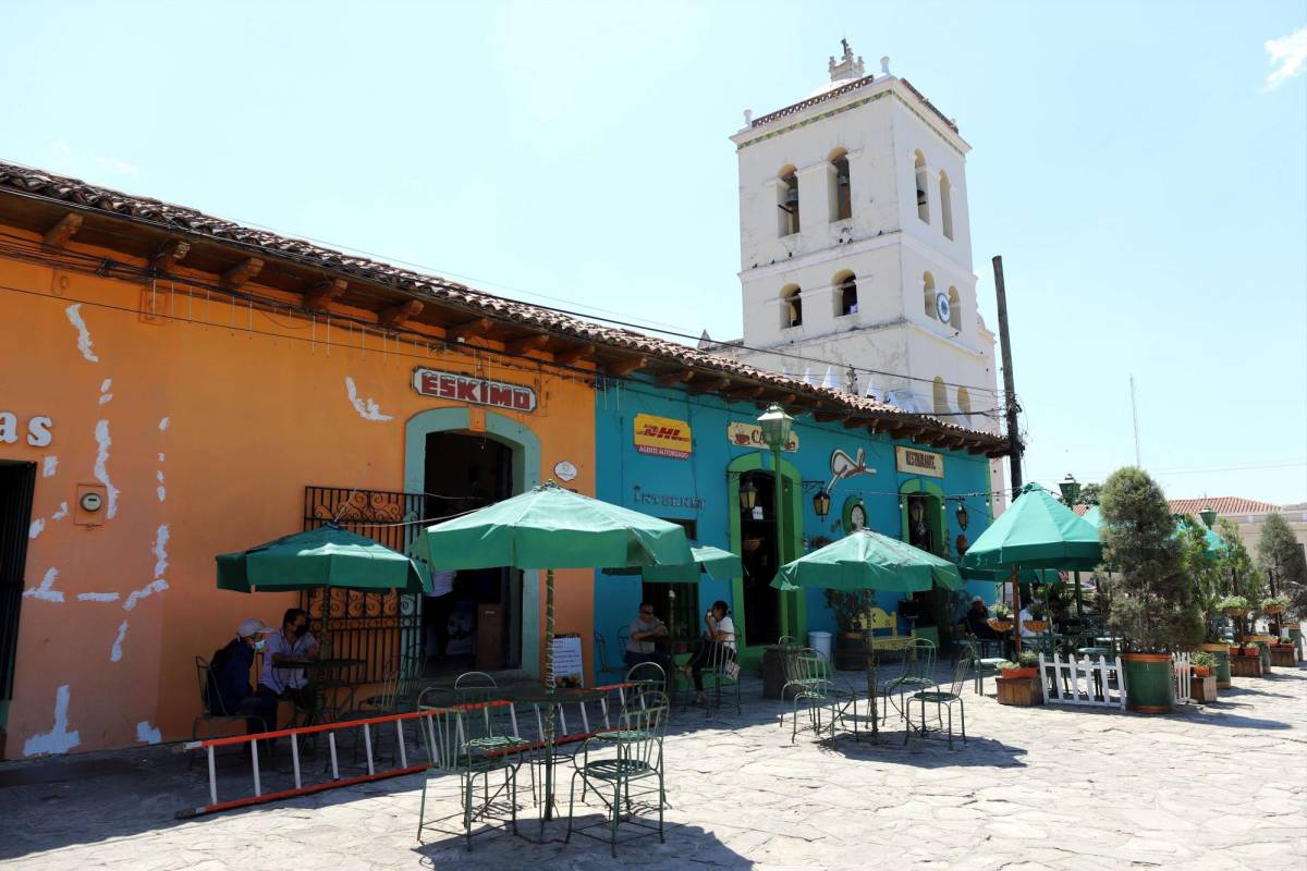 En Comayagua hay decenas de negocios de comidas, cafés y bares para disfrutar.