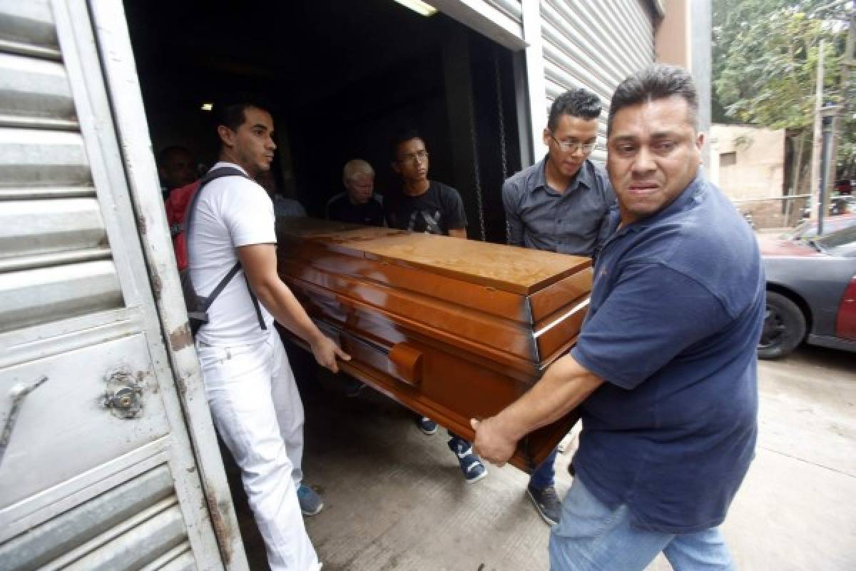 Impotencia y dolor por masacre en la Arturo Quezada