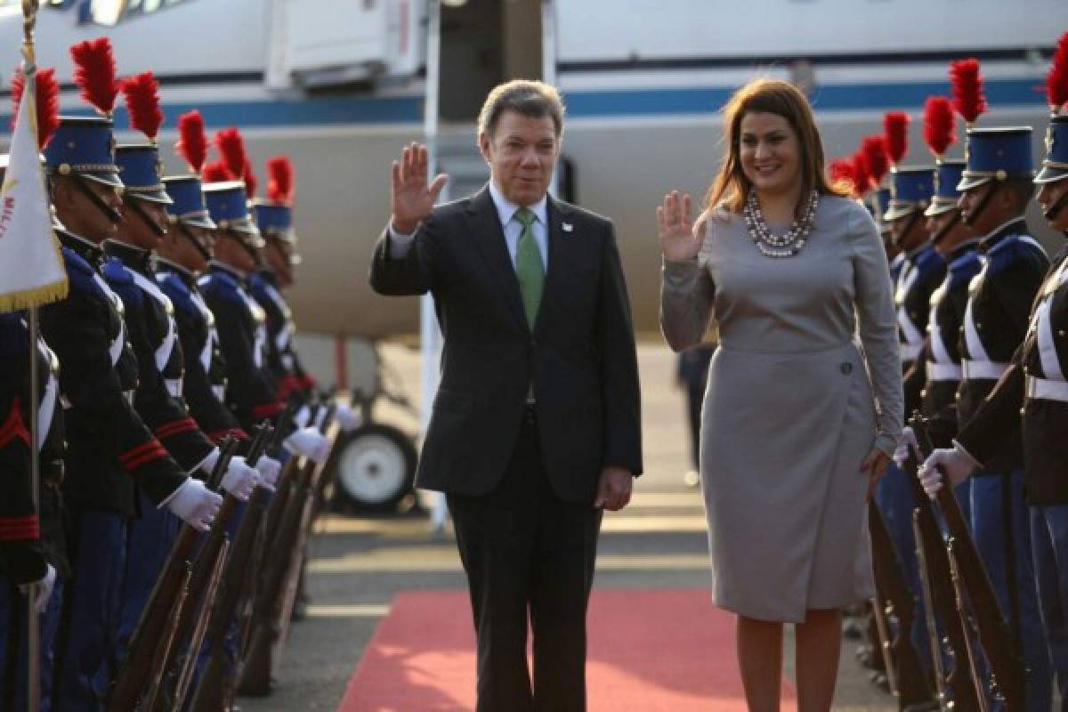 Presidente colombiano Juan Manuel Santos llega a Honduras