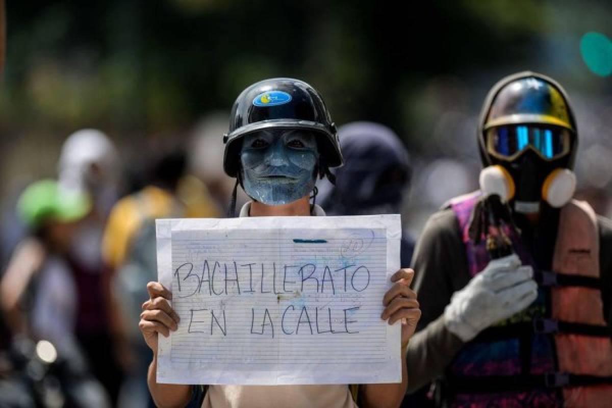 ﻿'Plantón' de la oposición venezolana es frustrado con lacrimógenas y perdigones