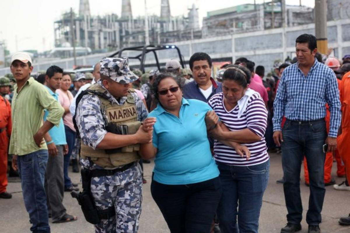 México: suman 24 los muertos por explosión en petroquímica