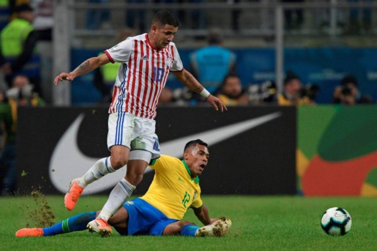  Brasil elimina a Paraguay 4-3 en penales y se mete en semifinales de Copa América  