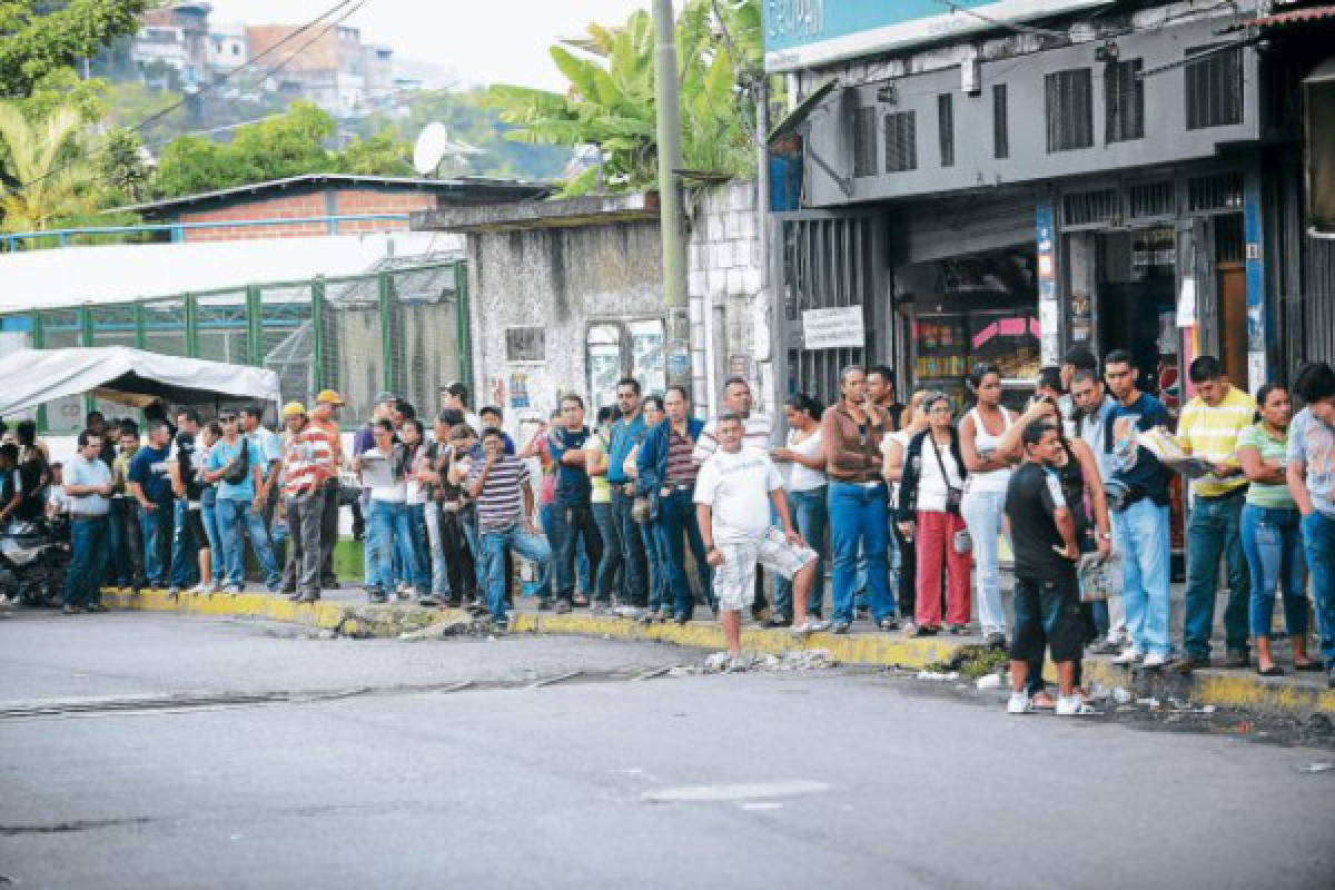 Capriles reconoce derrota y pide a Chávez leer lo que ocurrió