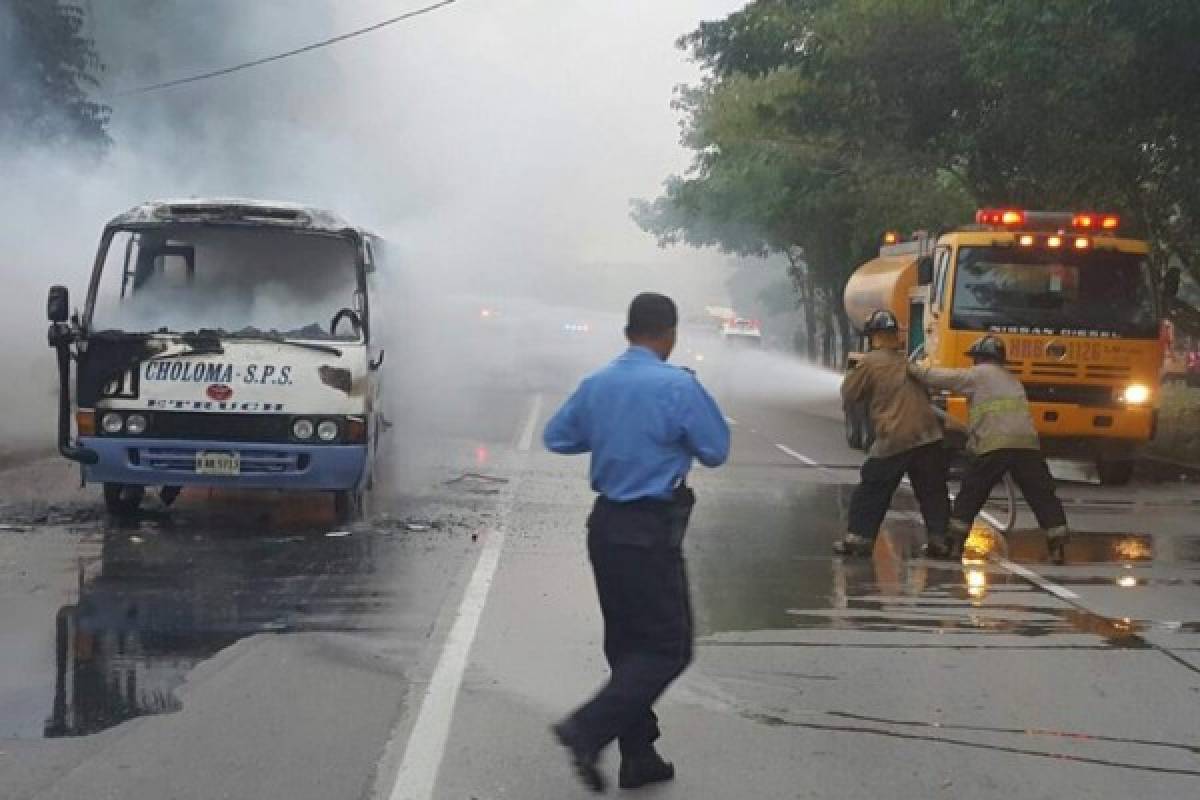 Supuestos mareros queman bus en San Pedro Sula