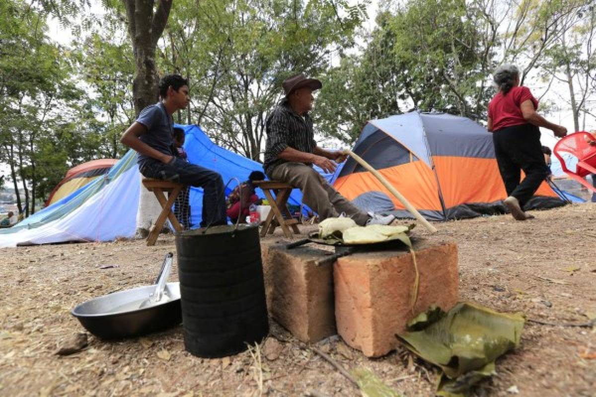 De fiesta la morenita más bella de Honduras