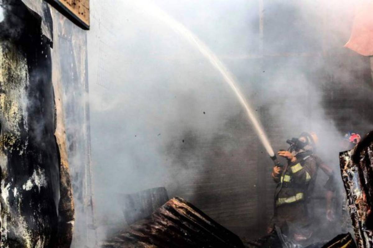 Incendio destruye parte del mayor mercado de Nicaragua