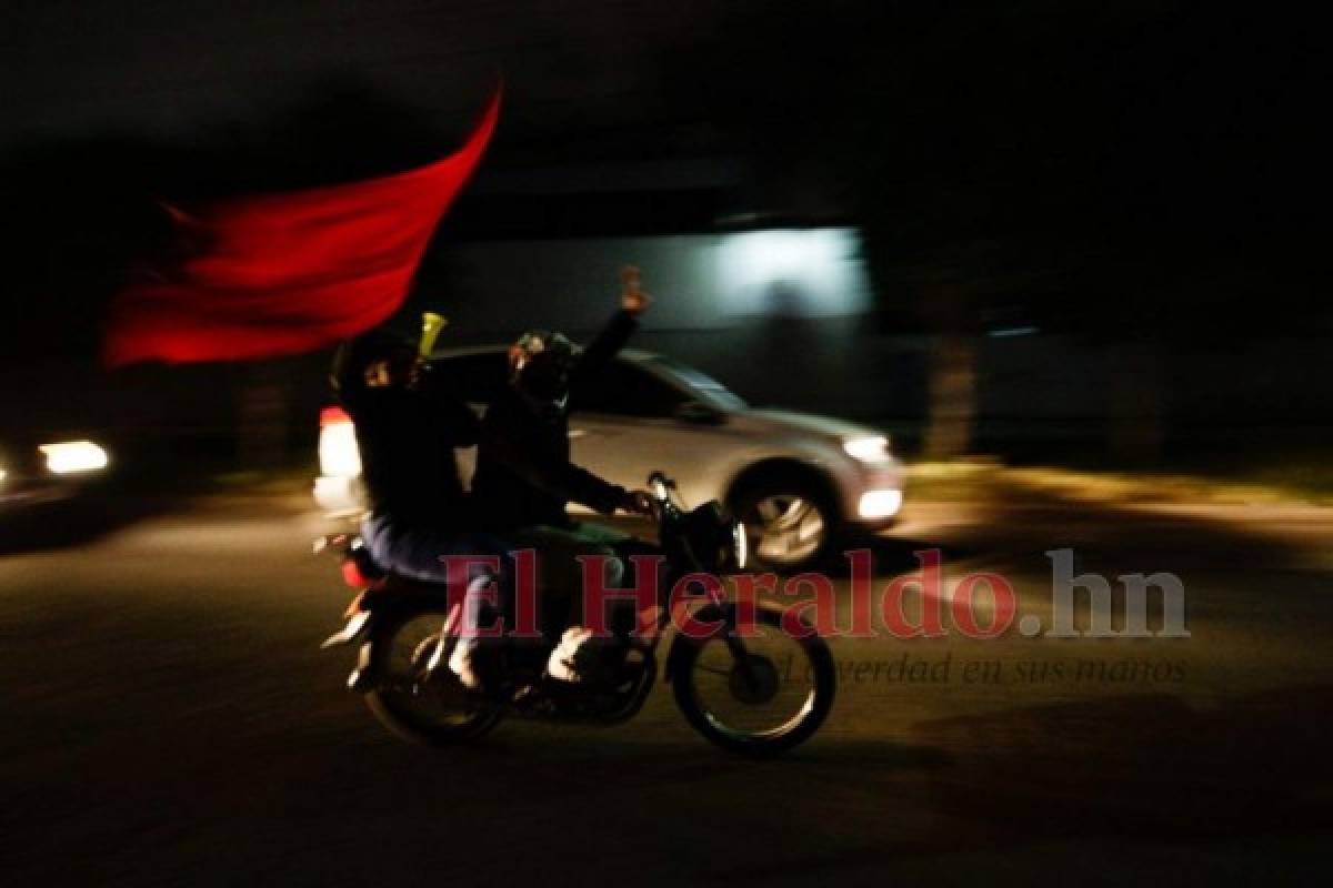 Entusiasmo y festejo en las calles por triunfo de Xiomara Castro (FOTOS)  