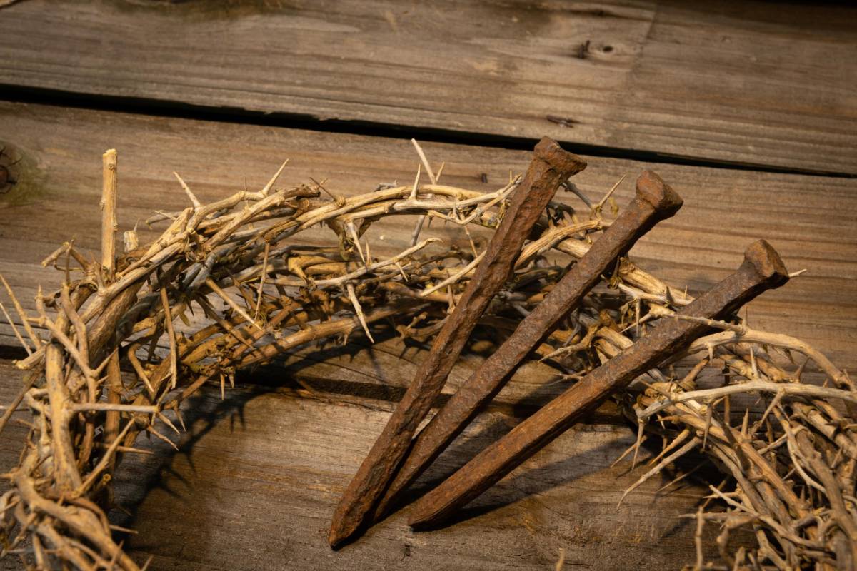 La Semana Santa inicia con el Domingo de Ramos, que recuerda la entrada triunfal de Jesús a Jerusalén y finaliza el Domingo de Resurrección.