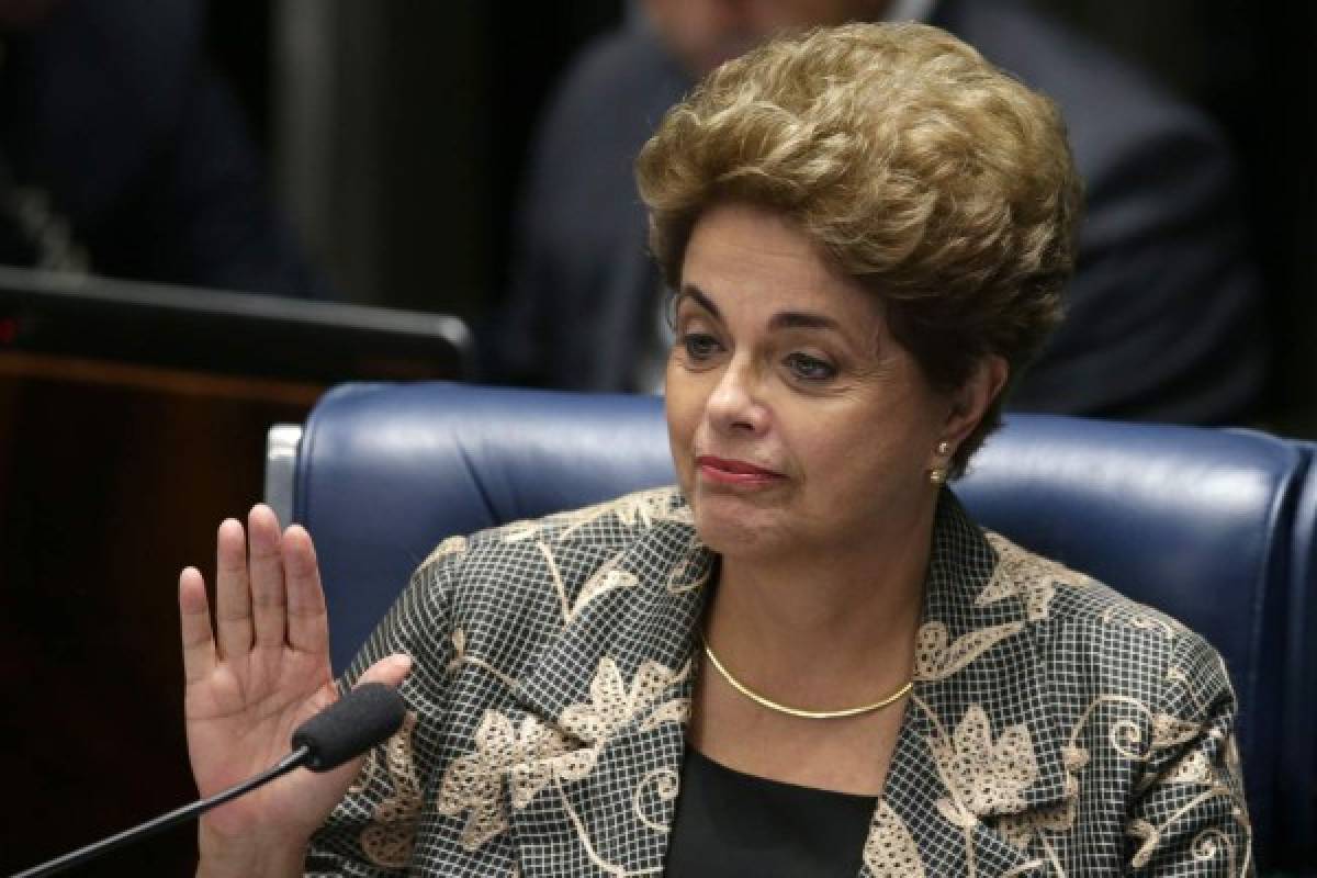 Dilma Rousseff: 'No esperen de mí el silencio de los cobardes'