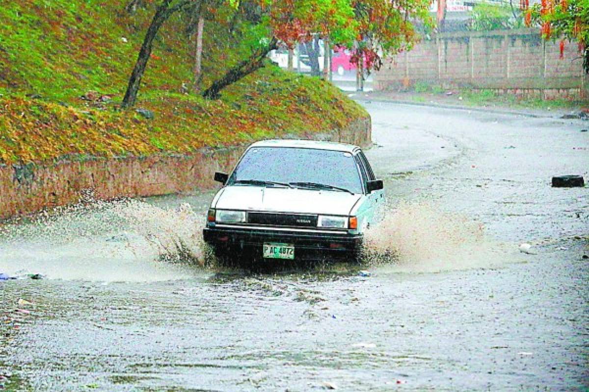 Pronostican condiciones de lluvia en Honduras