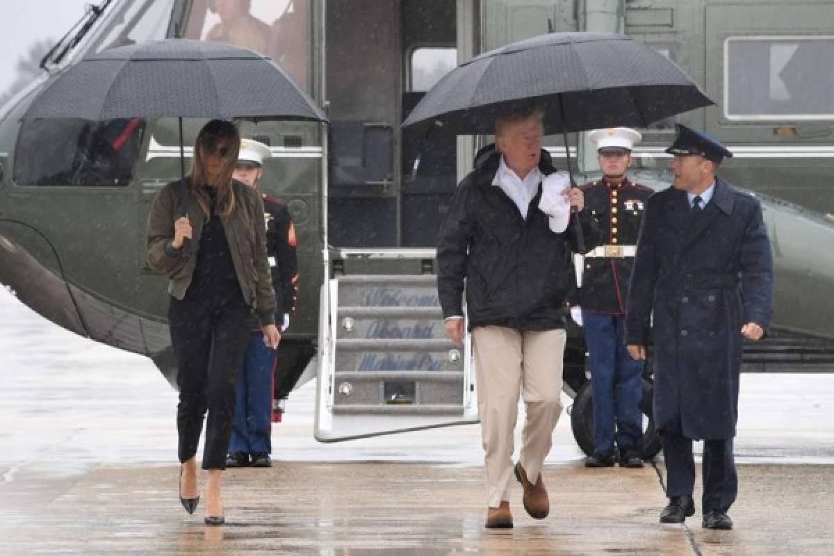 Donald Trump visita Texas bajo la amenaza de nuevas lluvias por Harvey