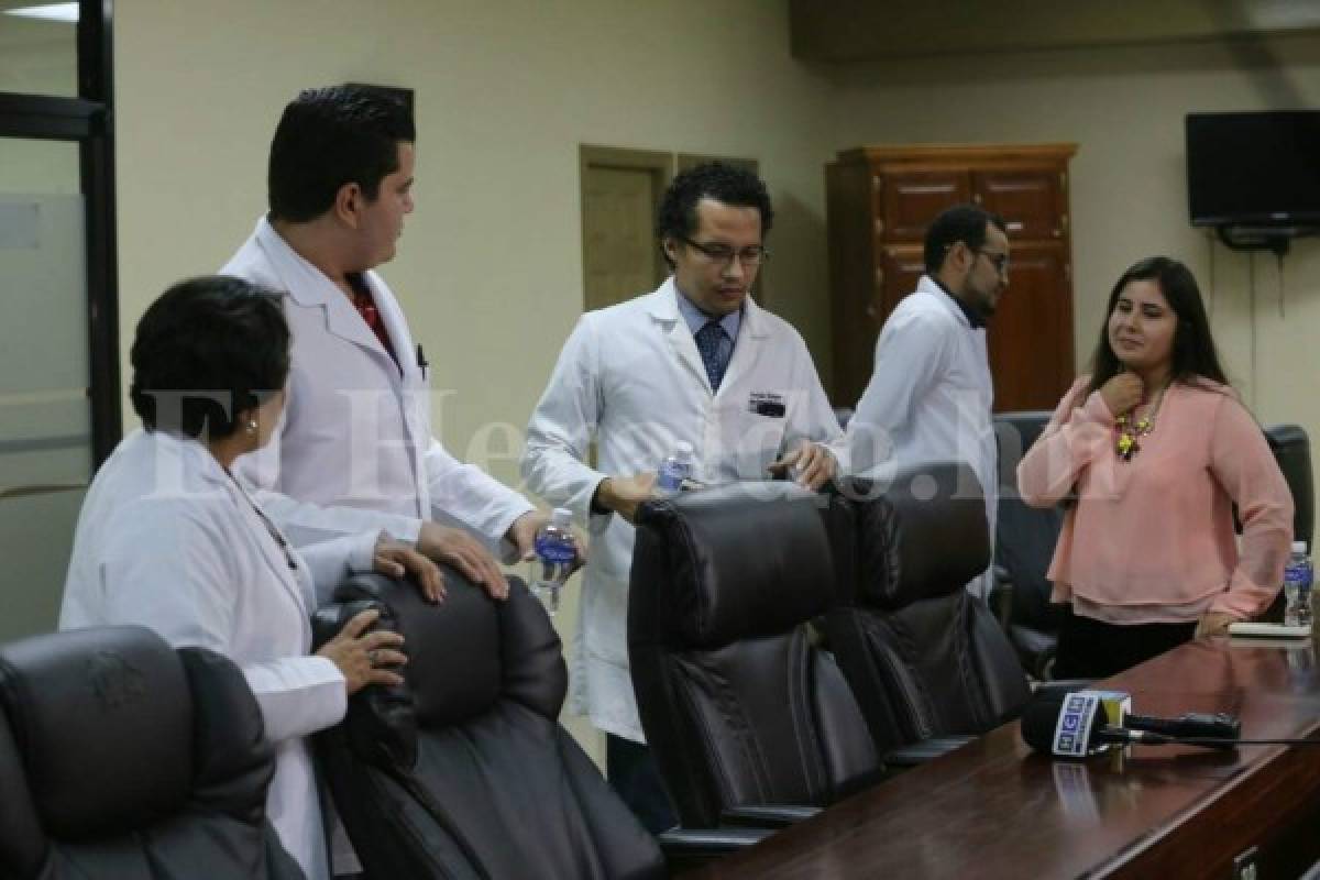 Médicos en servicio social paralizan labores este miércoles