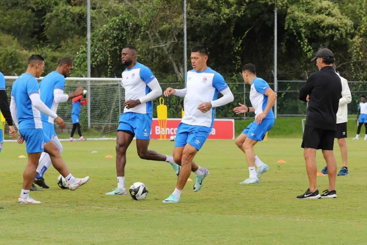 Troglio sorprende y se gana los aplausos en entreno de Olimpia antes de enfrentar al Olancho FC