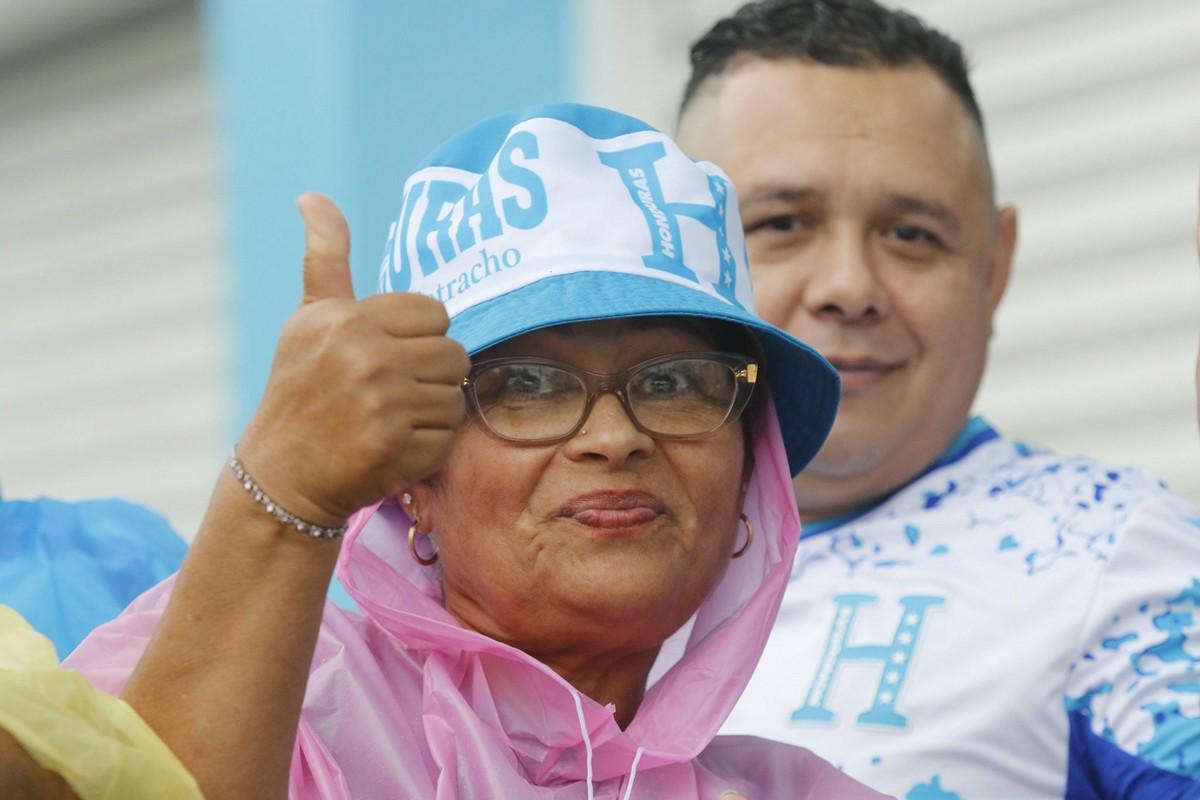 Los primeros aficionados ya están listos para el Honduras vs México