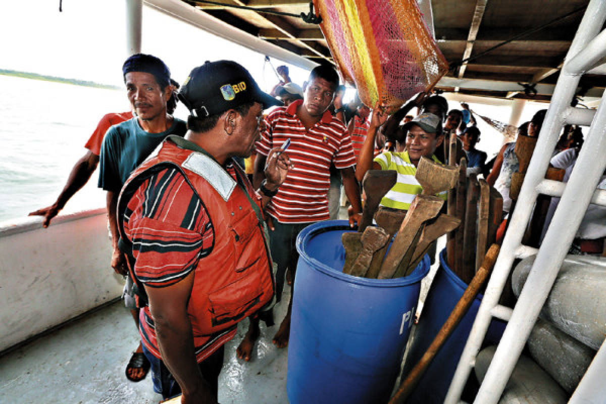 'Si van a cerrar, está bien, pero que nos den empleo”