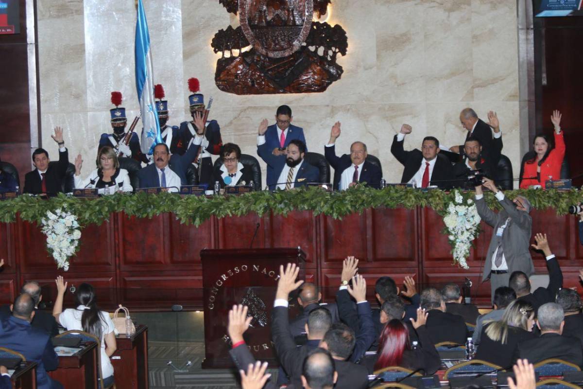 Inicia sesión en el Congreso Nacional para elegir a nuevos magistrados de la Corte Suprema de Justicia