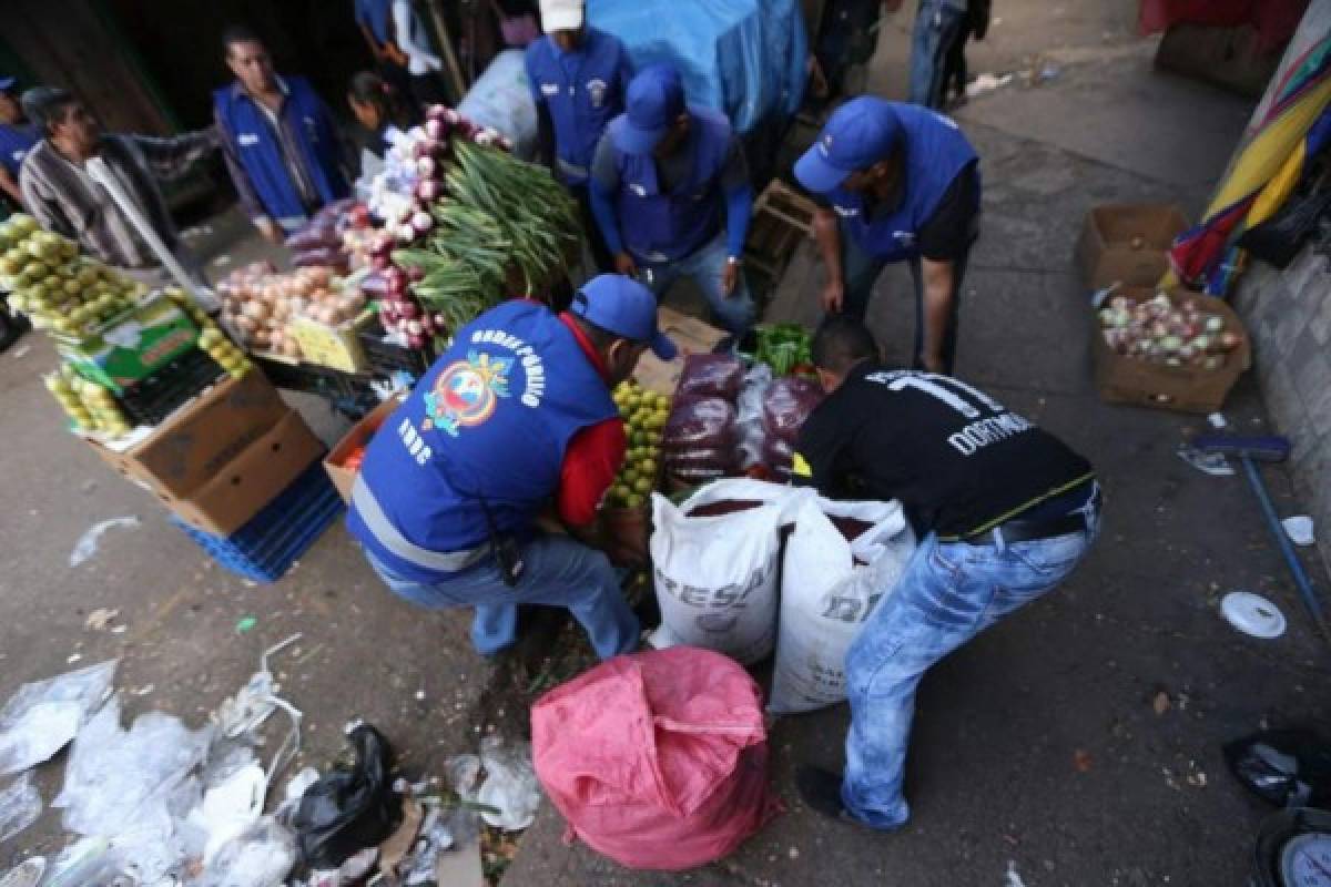 Inician operativos previo a Navidad en mercados de Comayagüela