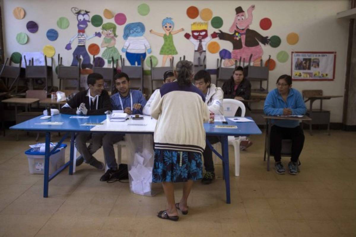 Inicia elección presidencial de segunda vuelta   