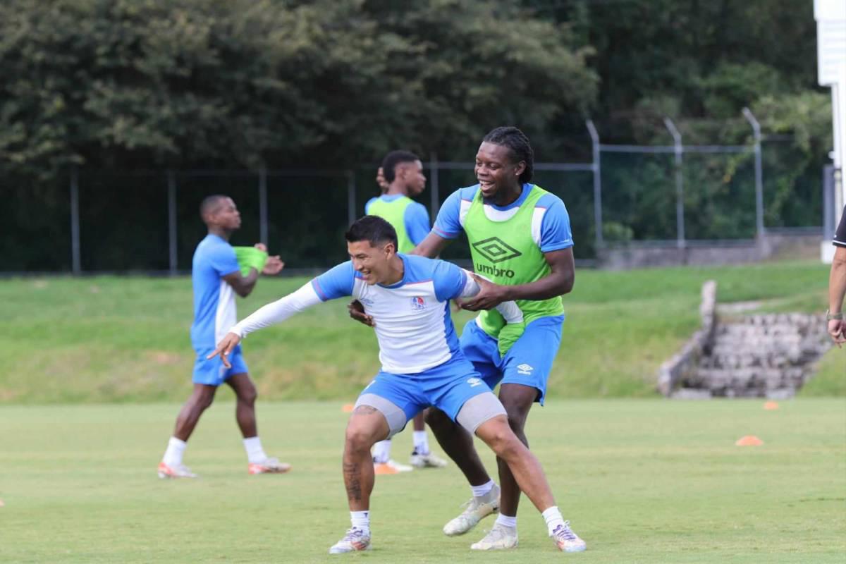 Troglio sorprende y se gana los aplausos en entreno de Olimpia antes de enfrentar al Olancho FC